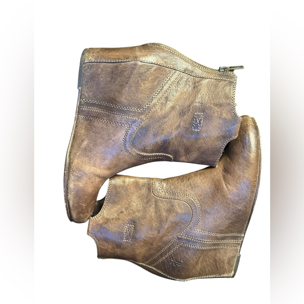 Frye Carson Wedge Hidden Approx 3 Inch Heel Brown Distressed Boho Bootie 8M - Picture 6 of 16
